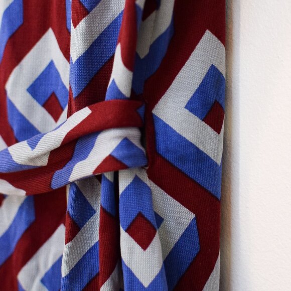 Diane Von Furstenberg Jeanne Silk Red & Blue Geometric Wrap Dress Size 6 Retro - Picture 7 of 12